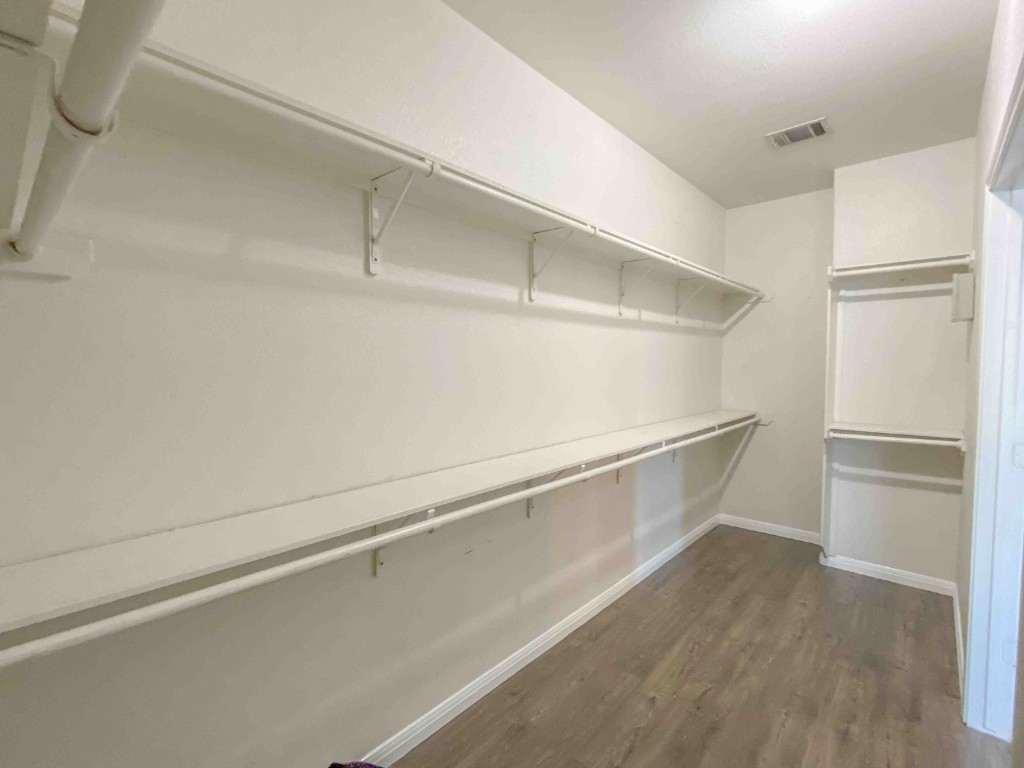 609 W 37th Street , Austin, TX, 78705 | 9703325 | Realty Texas LLC