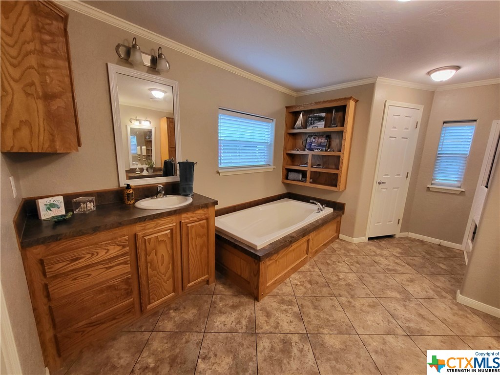 1319 Matthew Adams Road , Yoakum, TX, 77995 | 525423 | Realty Texas LLC