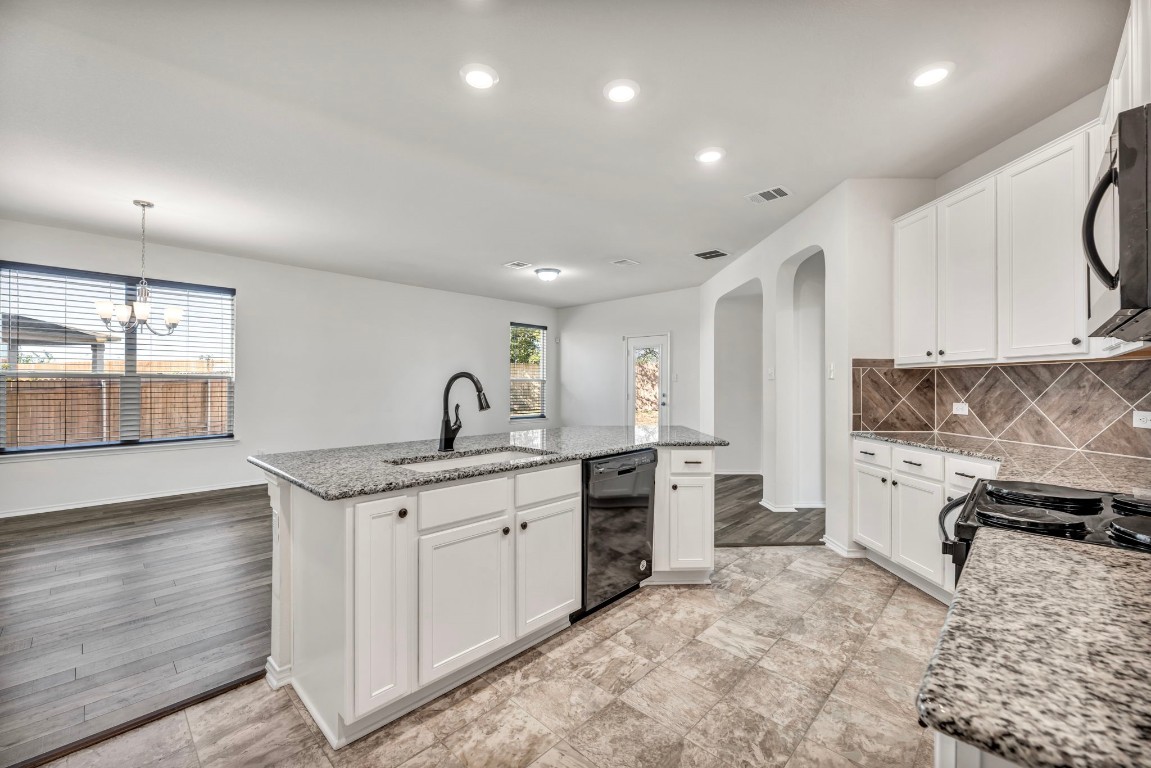 100 West Point Way,Elgin, TX 78621