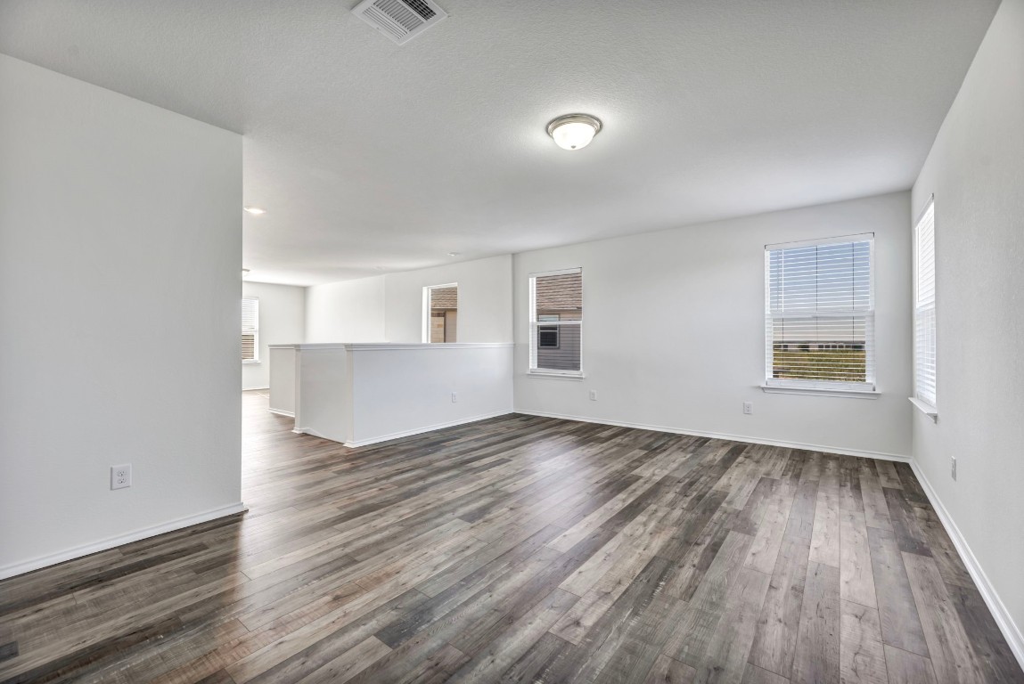 100 West Point Way,Elgin, TX 78621