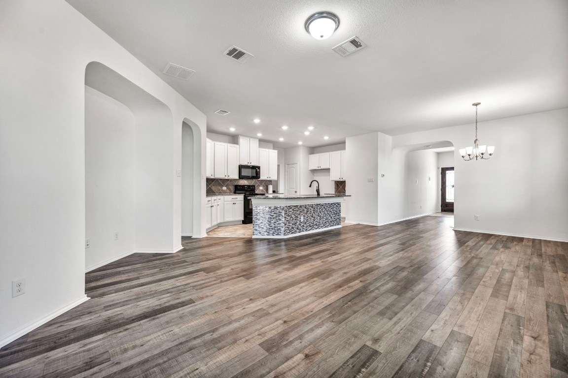 100 West Point Way,Elgin, TX 78621
