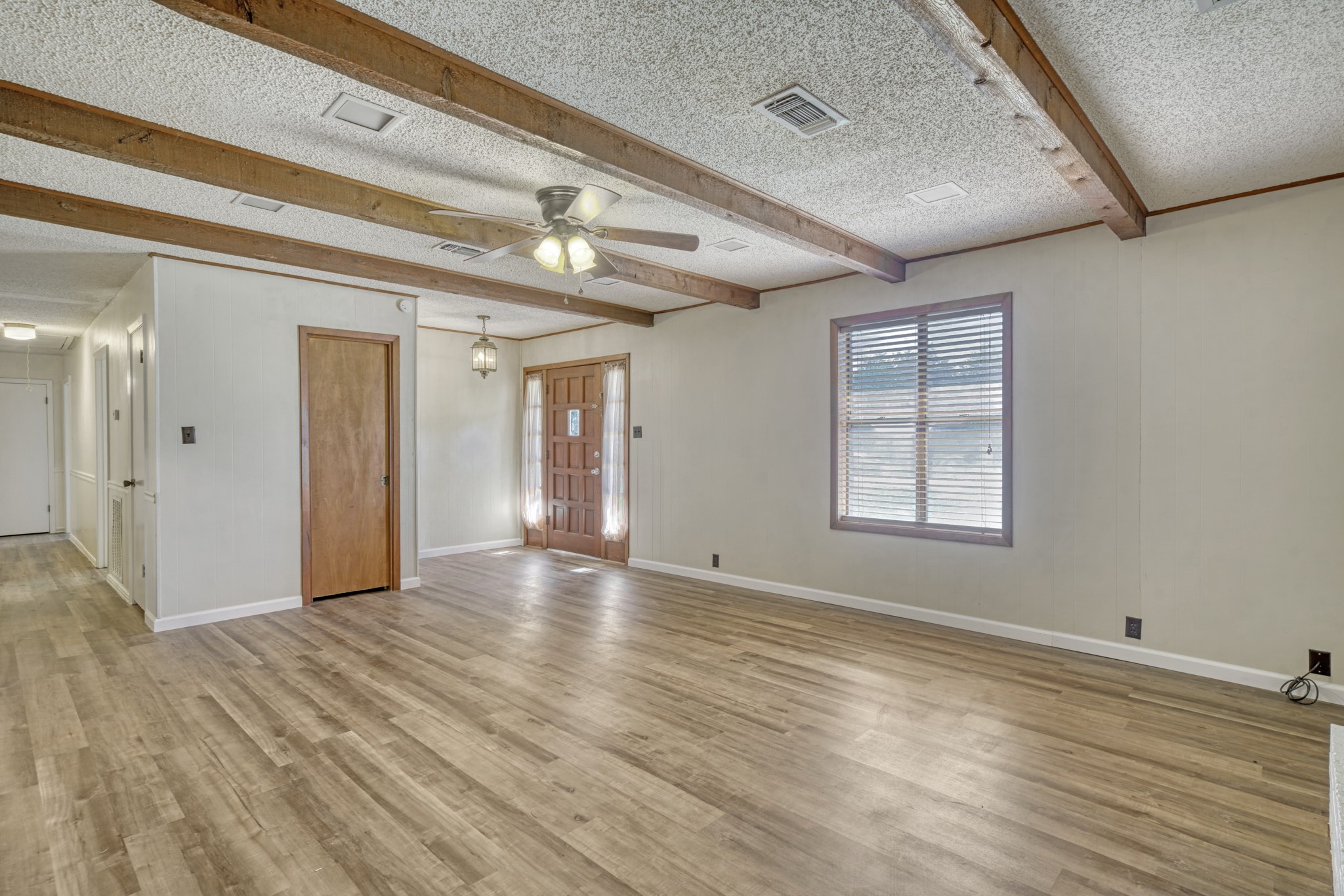 203 S Tammye Lane , Madisonville, TX, 77864 | 60163359 | Realty Texas LLC