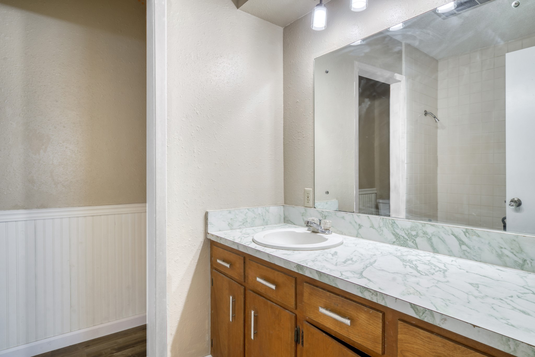 203 S Tammye Lane , Madisonville, TX, 77864 | 60163359 | Realty Texas LLC