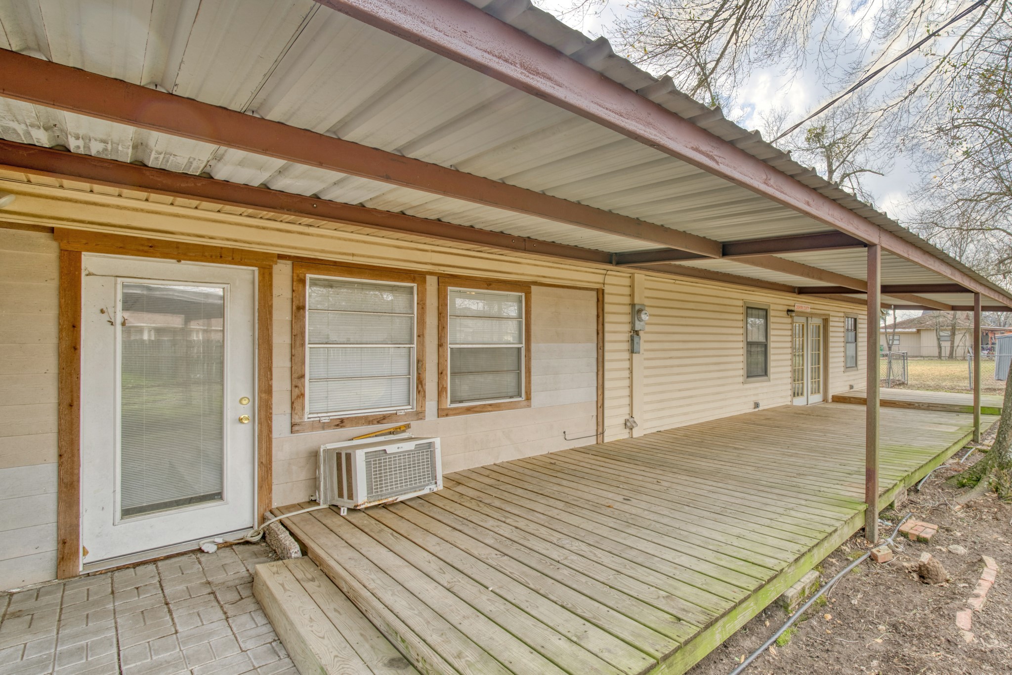 203 S Tammye Lane , Madisonville, TX, 77864 | 60163359 | Realty Texas LLC
