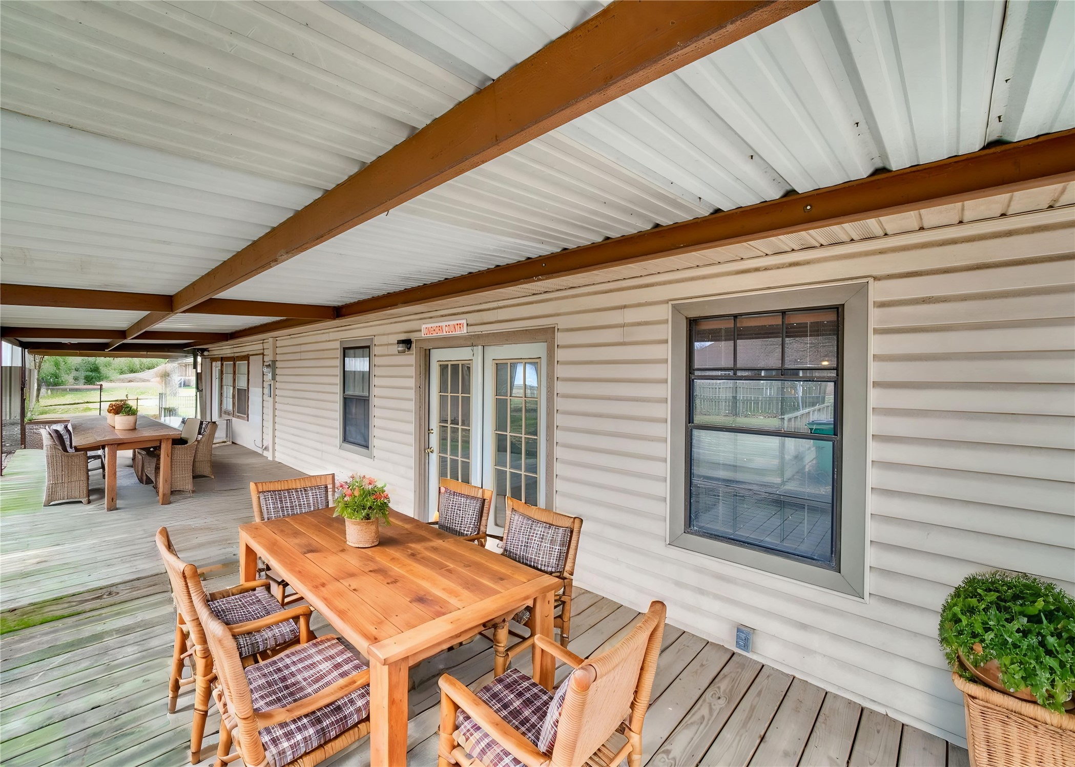 203 S Tammye Lane , Madisonville, TX, 77864 | 60163359 | Realty Texas LLC