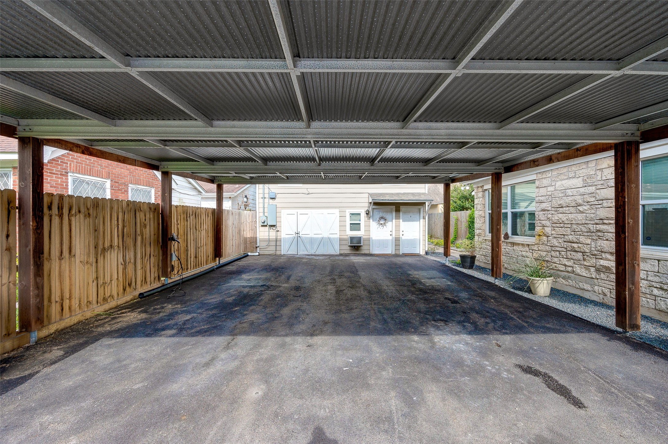 5205 Irvington Boulevard , Houston, TX, 77009 | 20478407 | Realty Texas LLC