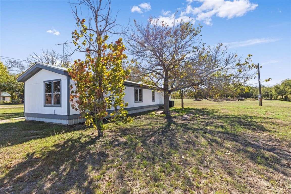 1411 A Democrat Street , Blanco, TX, 78606 | 3764485 | Realty Texas LLC
