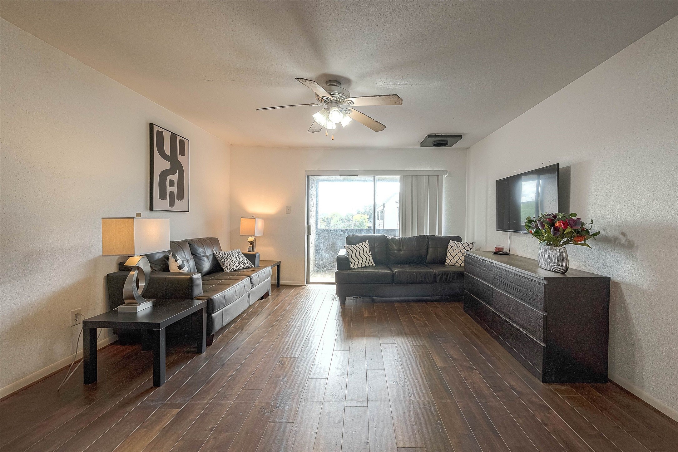 3025 Walnut Bend Lane 32 , Houston, TX, 77042 | 7968934 | Realty Texas LLC