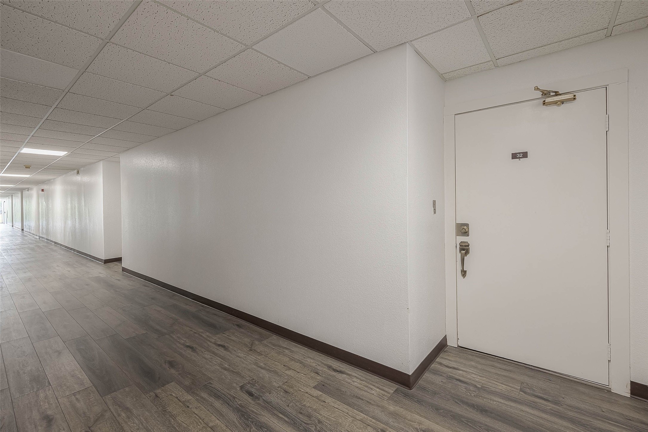 3025 Walnut Bend Lane 32 , Houston, TX, 77042 | 7968934 | Realty Texas LLC