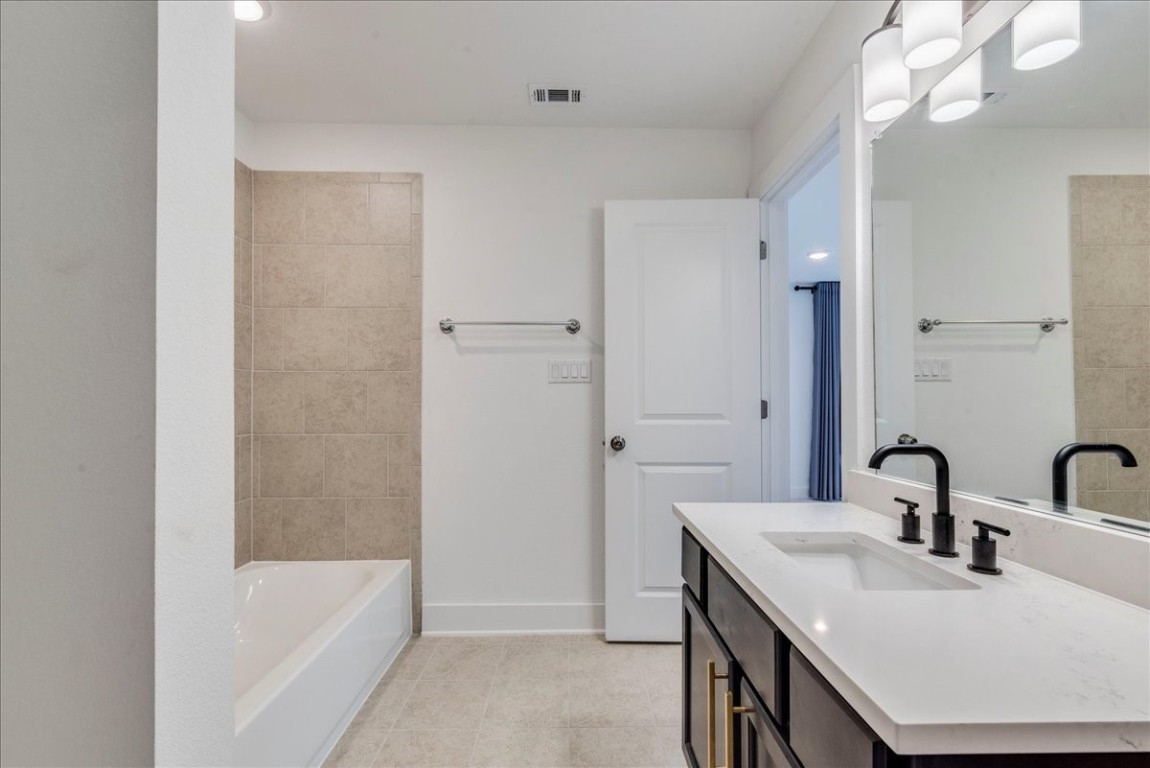 1155 Arrowhead Ranch Boulevard , Dripping Springs, TX, 78620 | 2278370 | Realty Texas LLC