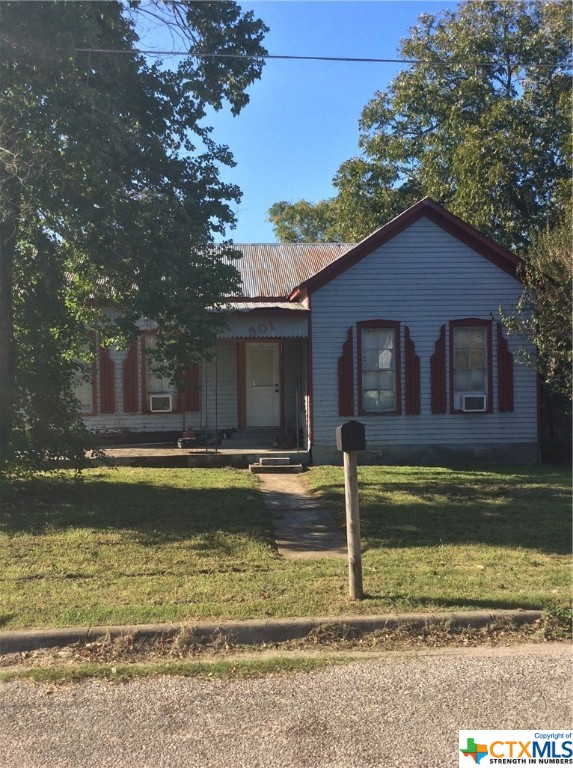 501 W Clayton Street , Cuero, TX, 77954 | 526698 | Realty Texas LLC