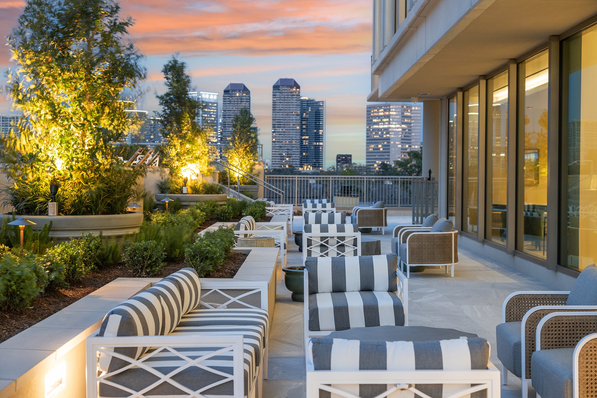 5656 San Felipe Street 1601 , Houston, TX, 77056 | 77058365 | Realty Texas LLC