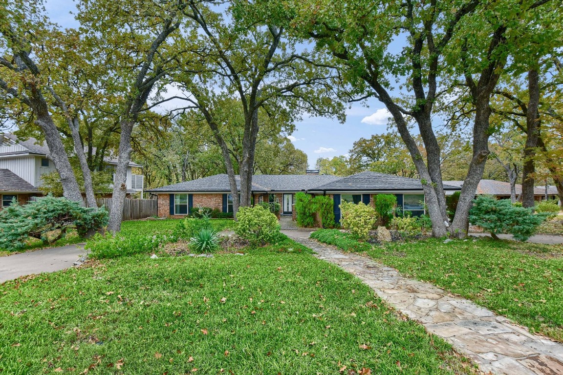 2401 Canyon Creek Drive , Sherman, TX, 75092 | 20476620 | Realty Texas LLC