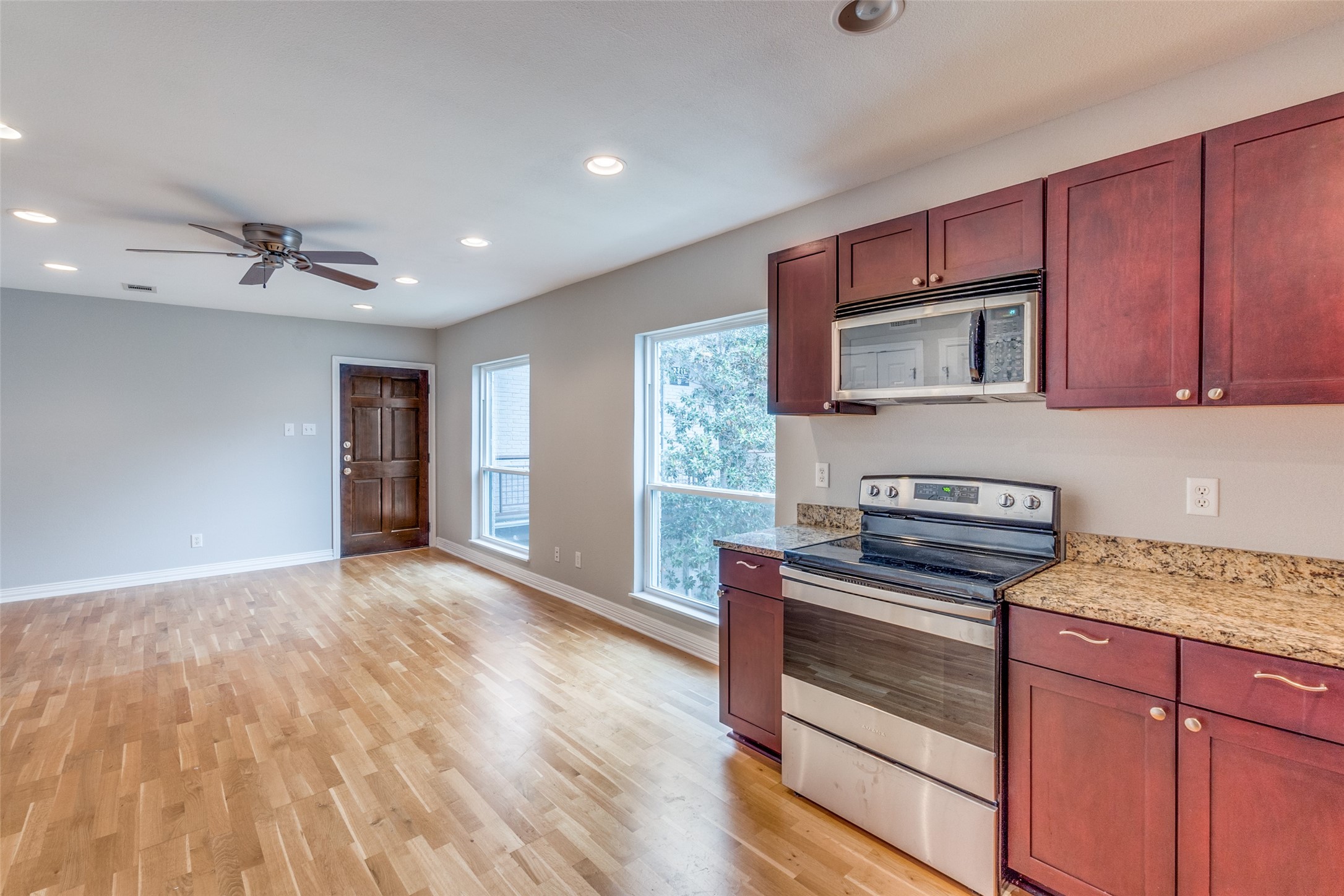 2722 Knight Street 205A , Dallas, TX, 75219 | 20479703 | Realty Texas LLC