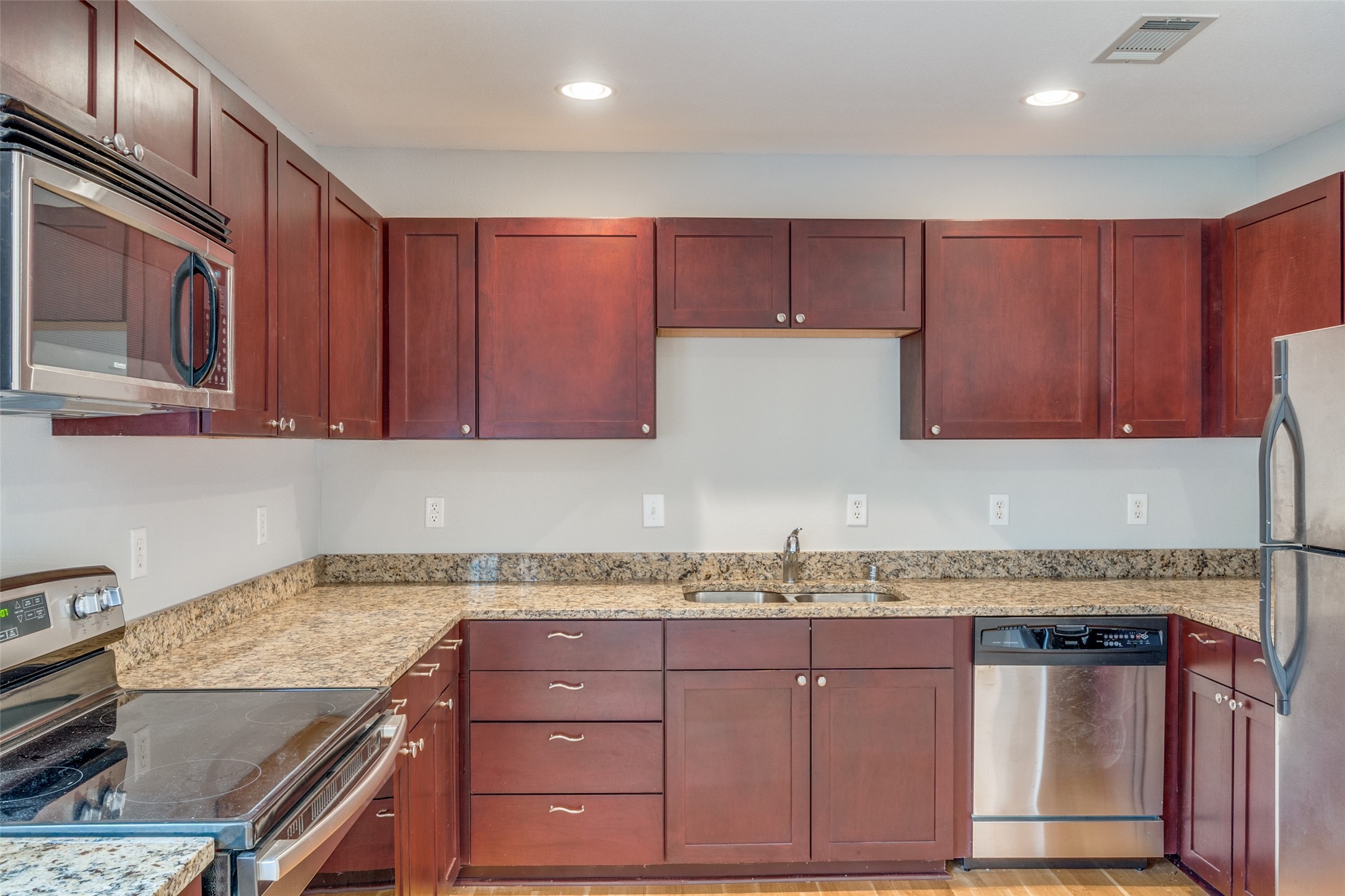 2722 Knight Street 205A , Dallas, TX, 75219 | 20479703 | Realty Texas LLC