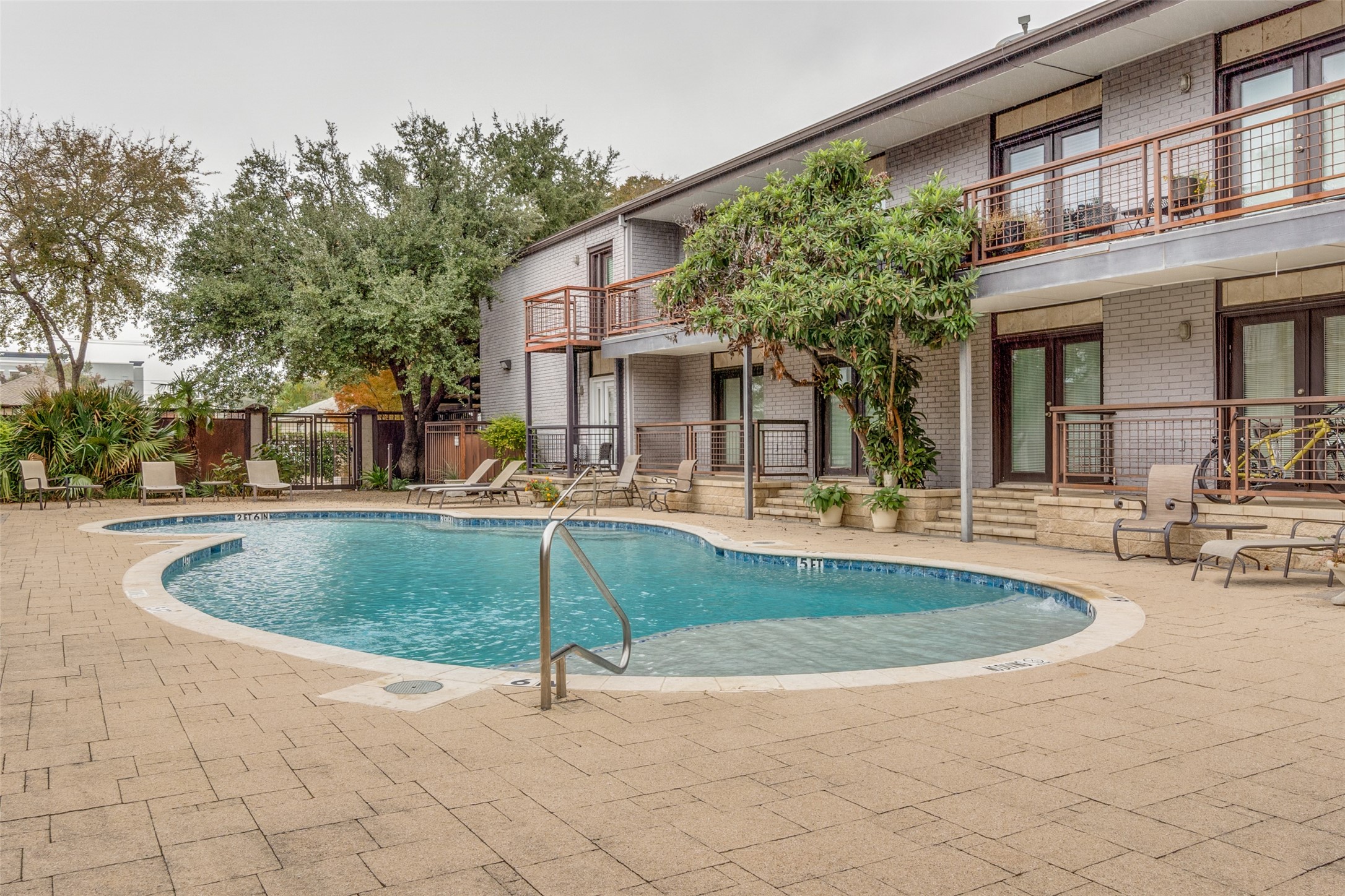 2722 Knight Street 205A , Dallas, TX, 75219 | 20479703 | Realty Texas LLC