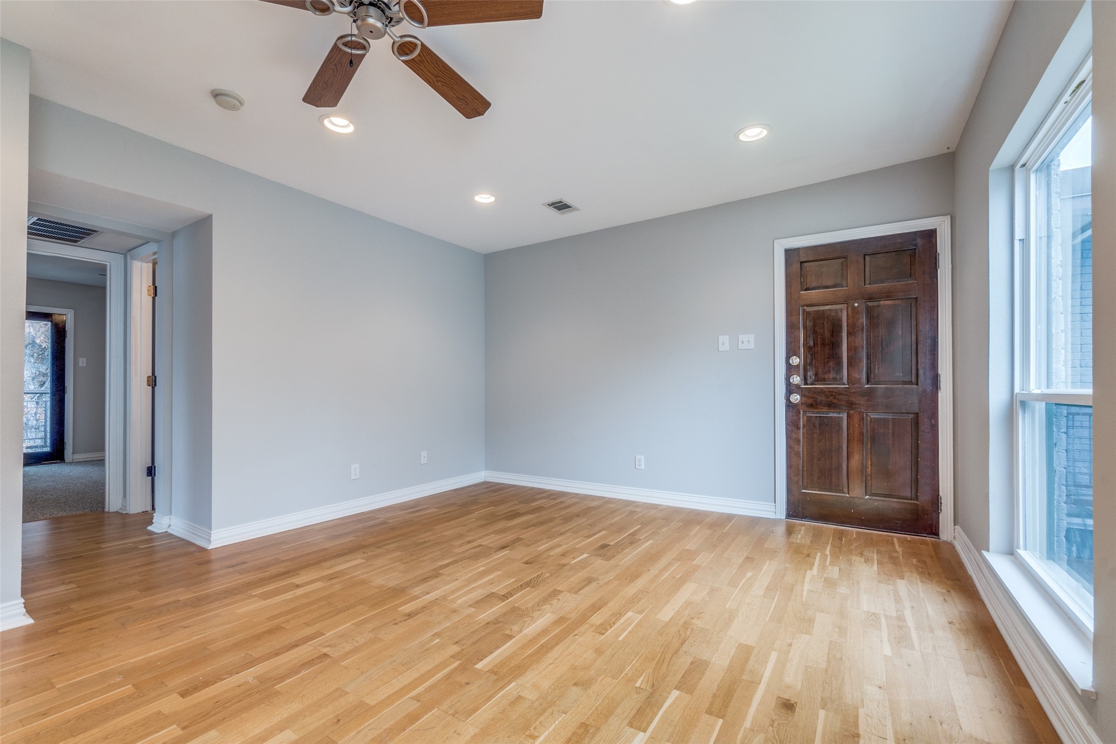2722 Knight Street 205A , Dallas, TX, 75219 | 20479703 | Realty Texas LLC