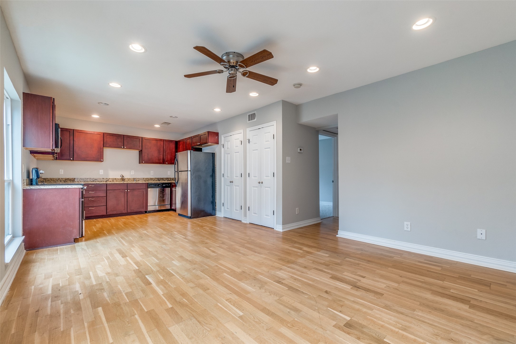 2722 Knight Street 205A , Dallas, TX, 75219 | 20479703 | Realty Texas LLC