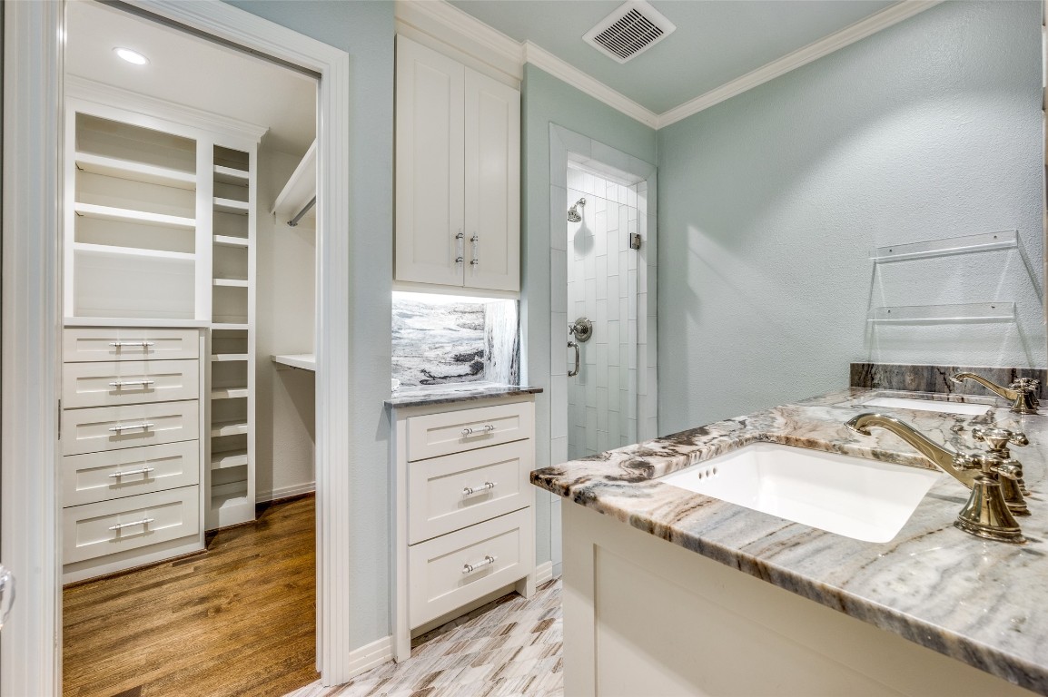 3975 Clover Lane , Dallas, TX, 75220 | 20473217 | Realty Texas LLC
