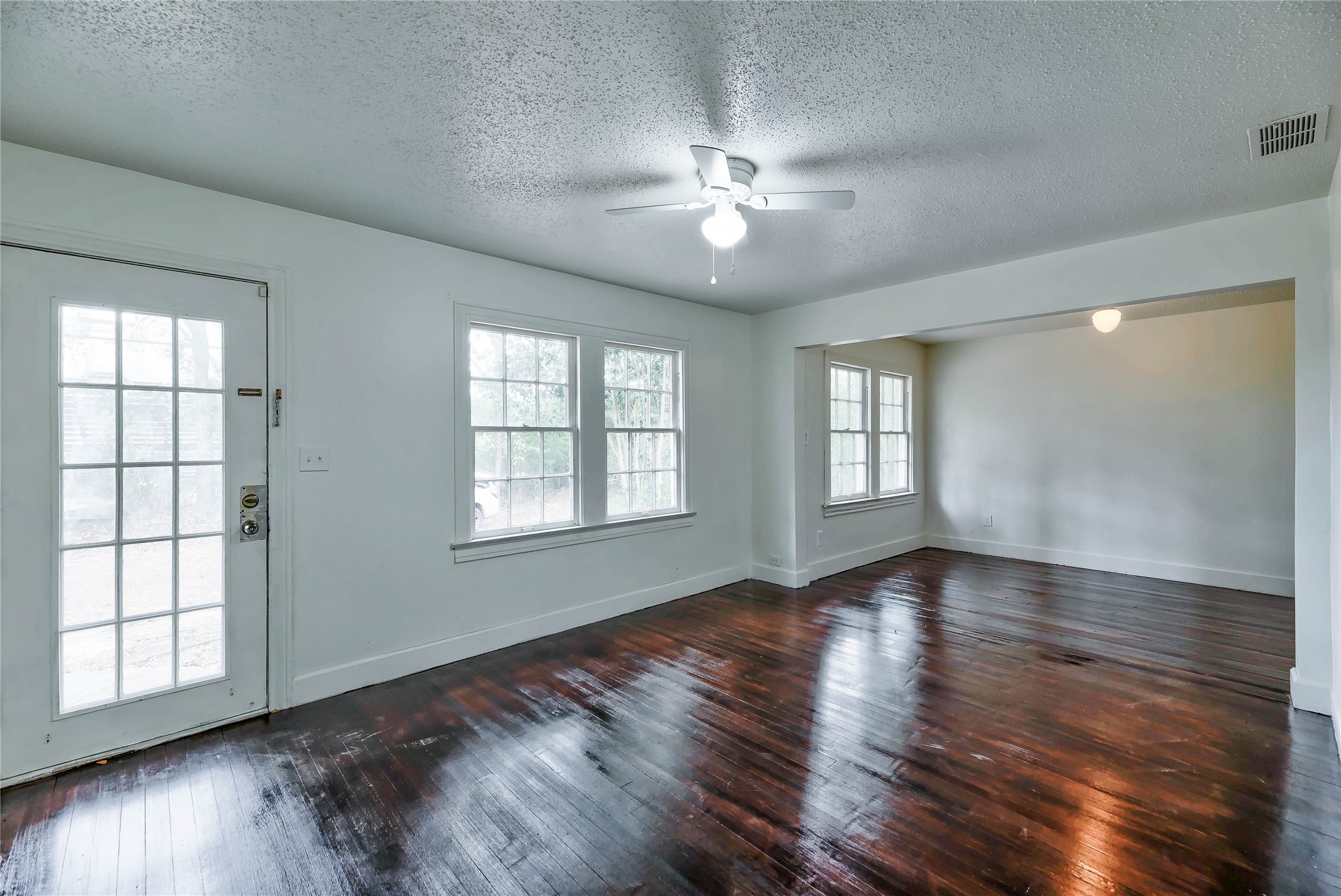 944 College Street , Jasper, TX, 75951 | 42411678 | Realty Texas LLC
