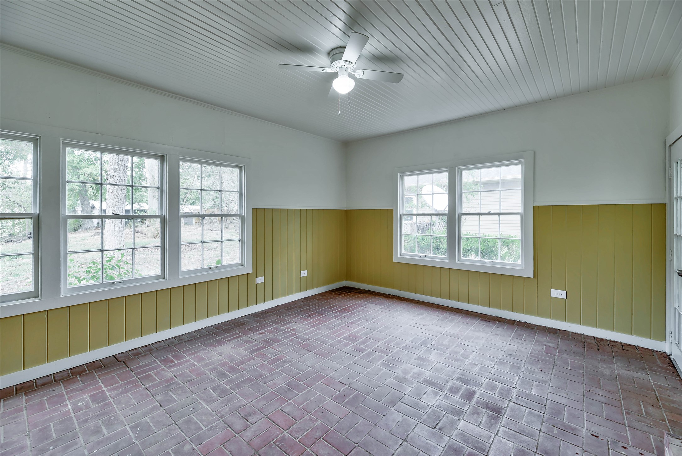 944 College Street , Jasper, TX, 75951 | 42411678 | Realty Texas LLC