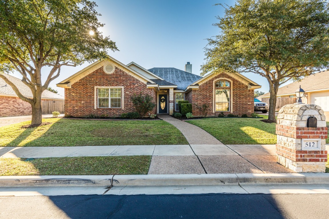 512 Kings Row , Waco, TX, 76712 | 20484927 | Realty Texas LLC
