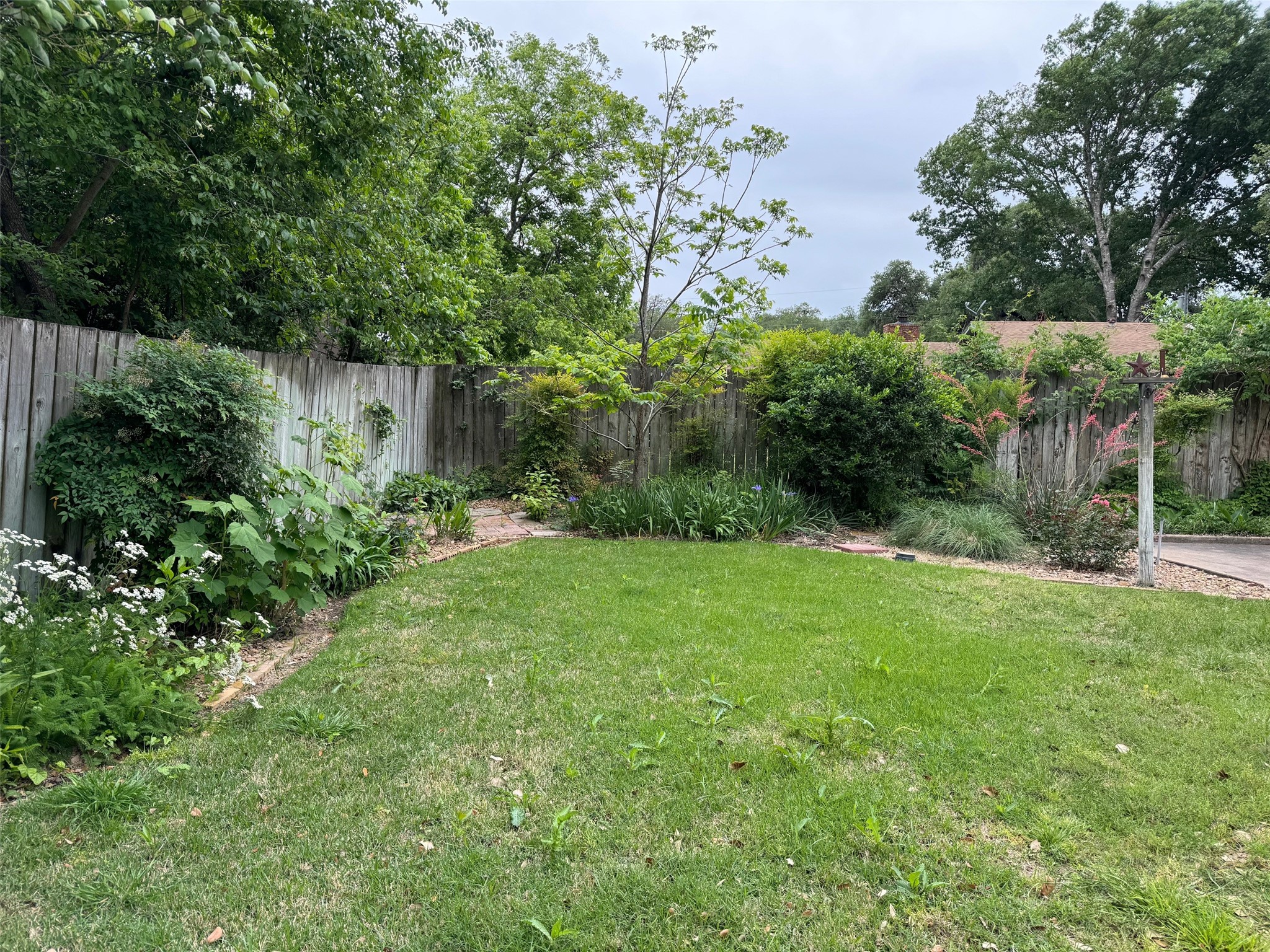 713 Sarah Jo ST, La Grange, TX, 78945 | 5633444 | Realty Texas LLC