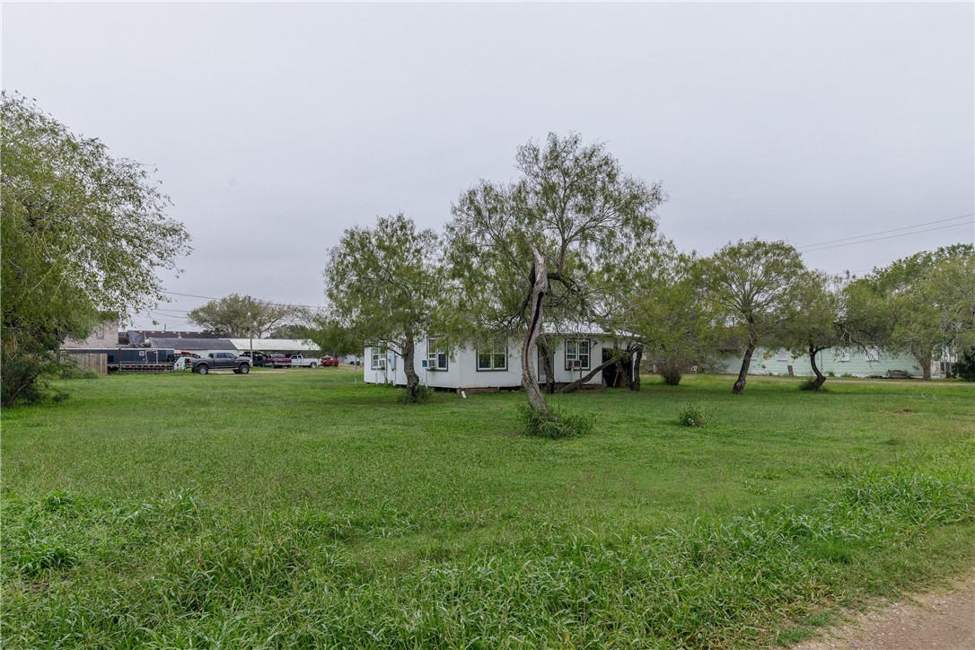 304 E RICHARD GARCIA Street , Driscoll, TX, 78351 | 431153 | Realty Texas LLC