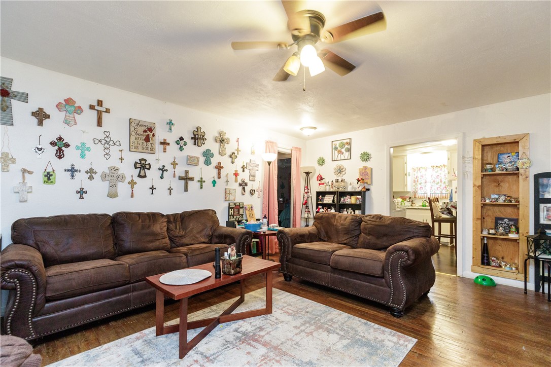304 E RICHARD GARCIA Street , Driscoll, TX, 78351 | 431153 | Realty Texas LLC