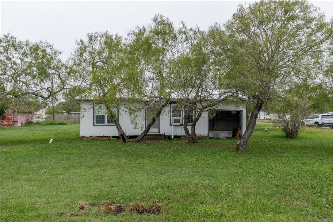 304 E RICHARD GARCIA Street , Driscoll, TX, 78351 | 431153 | Realty Texas LLC