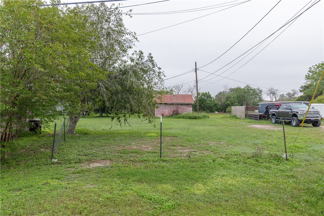 304 E RICHARD GARCIA Street , Driscoll, TX, 78351 | 431153 | Realty Texas LLC