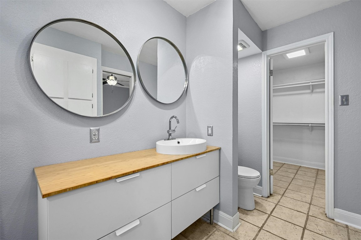 8200 Neely Drive 162 , Austin, TX, 78759 | 6277648 | Realty Texas LLC