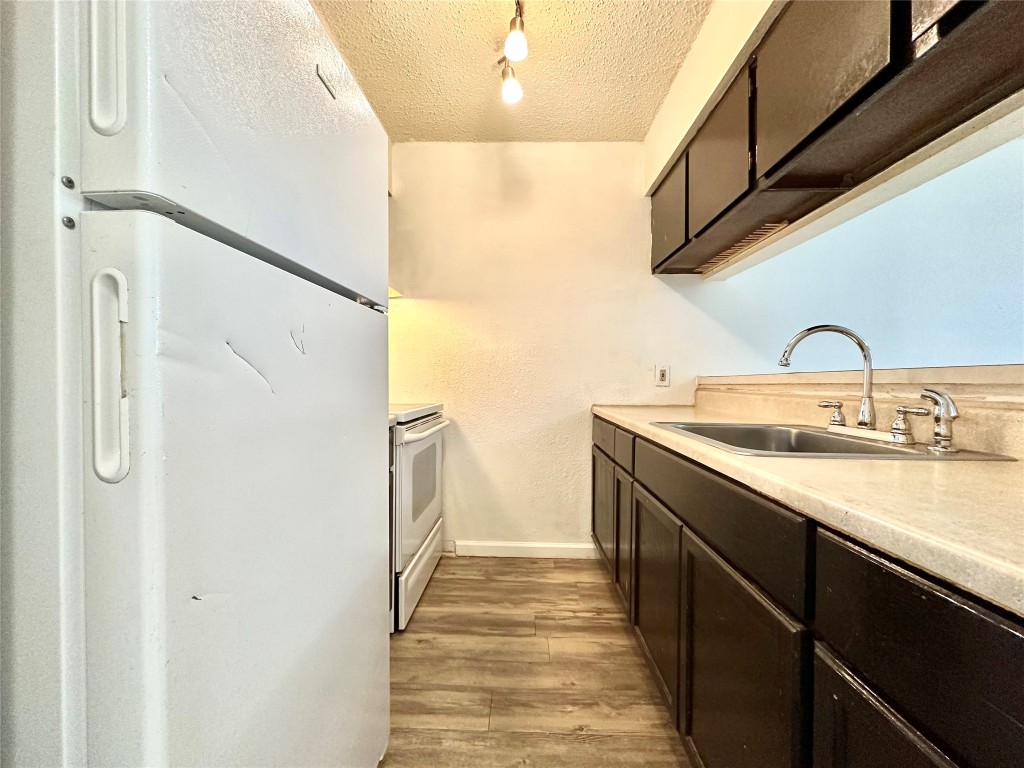 1015 Gardner Road B , Austin, TX, 78721 | 7105796 | Realty Texas LLC