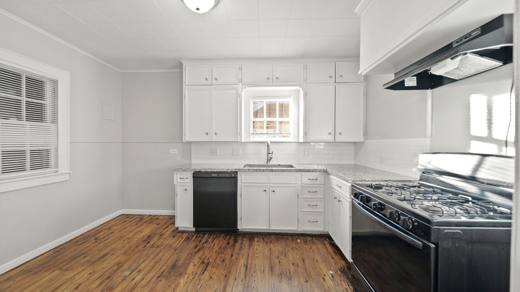 213 12th Avenue N , Texas City, TX, 77590 | 31458507 | Realty Texas LLC