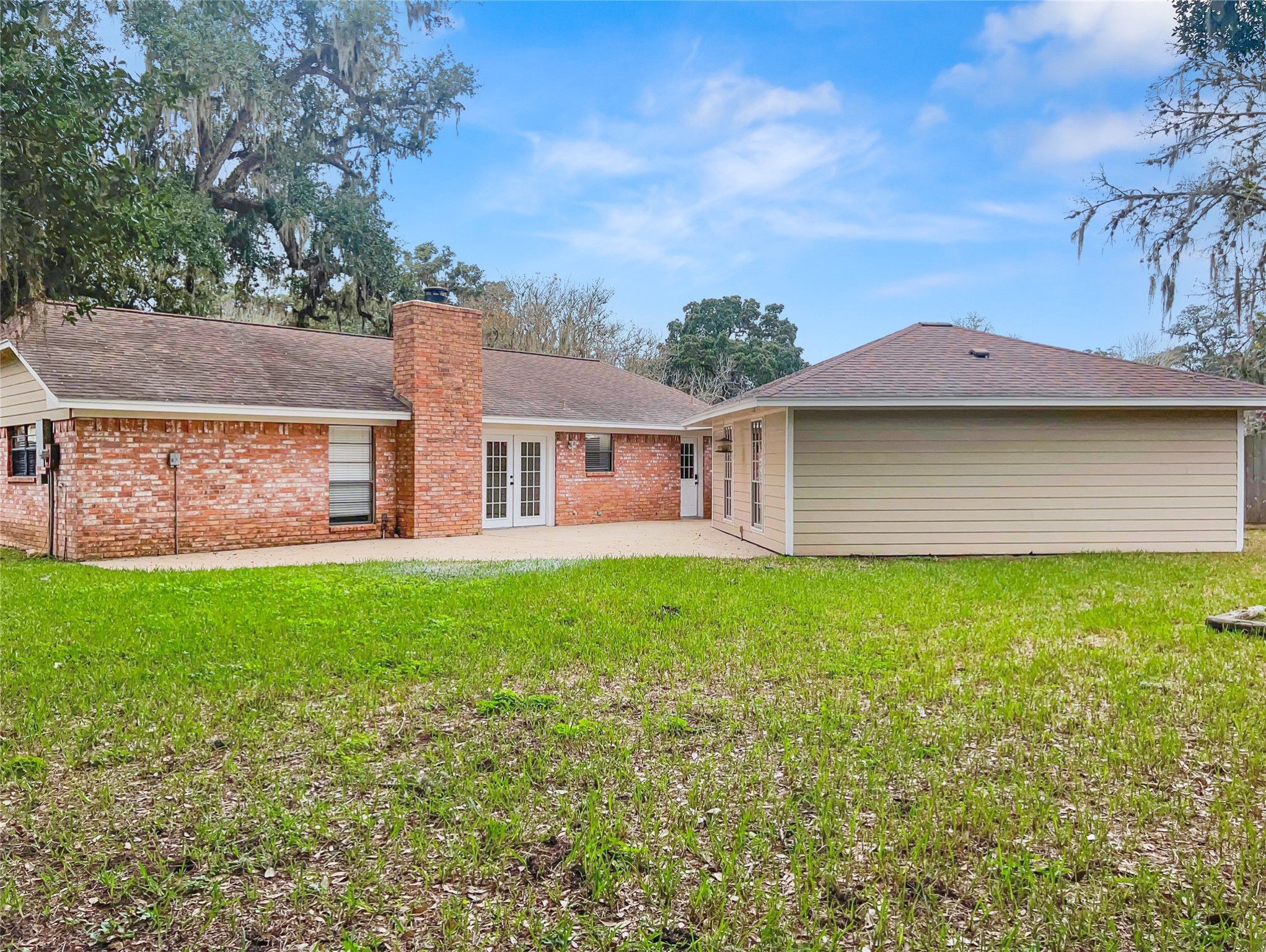 115 Spanish Moss Lane , Lake Jackson, TX, 77566 | 93671651 | Realty Texas LLC