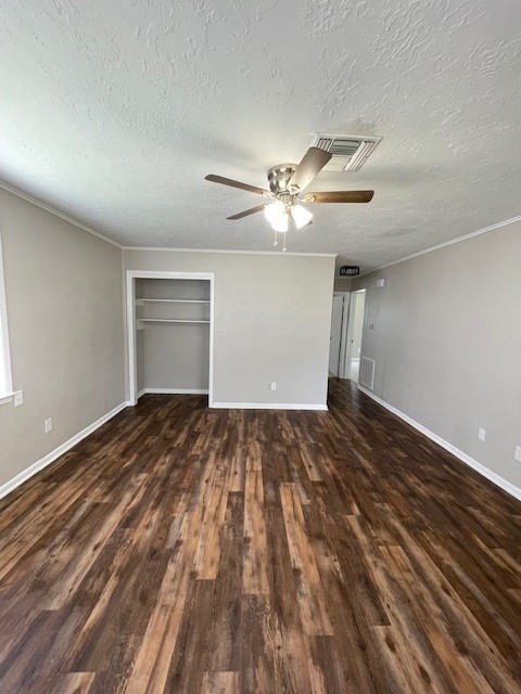 1041 E 2nd Street , Bellville, TX, 77418 | 81959514 | Realty Texas LLC