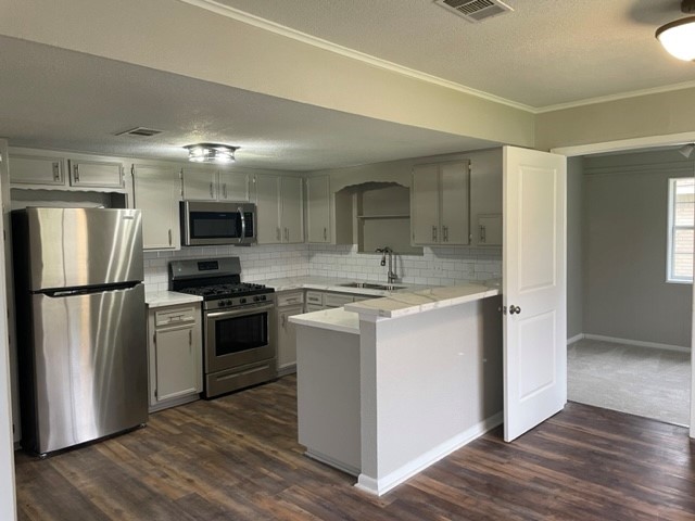 1041 E 2nd Street , Bellville, TX, 77418 | 81959514 | Realty Texas LLC