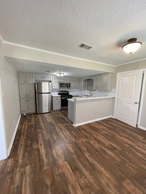 1041 E 2nd Street , Bellville, TX, 77418 | 81959514 | Realty Texas LLC