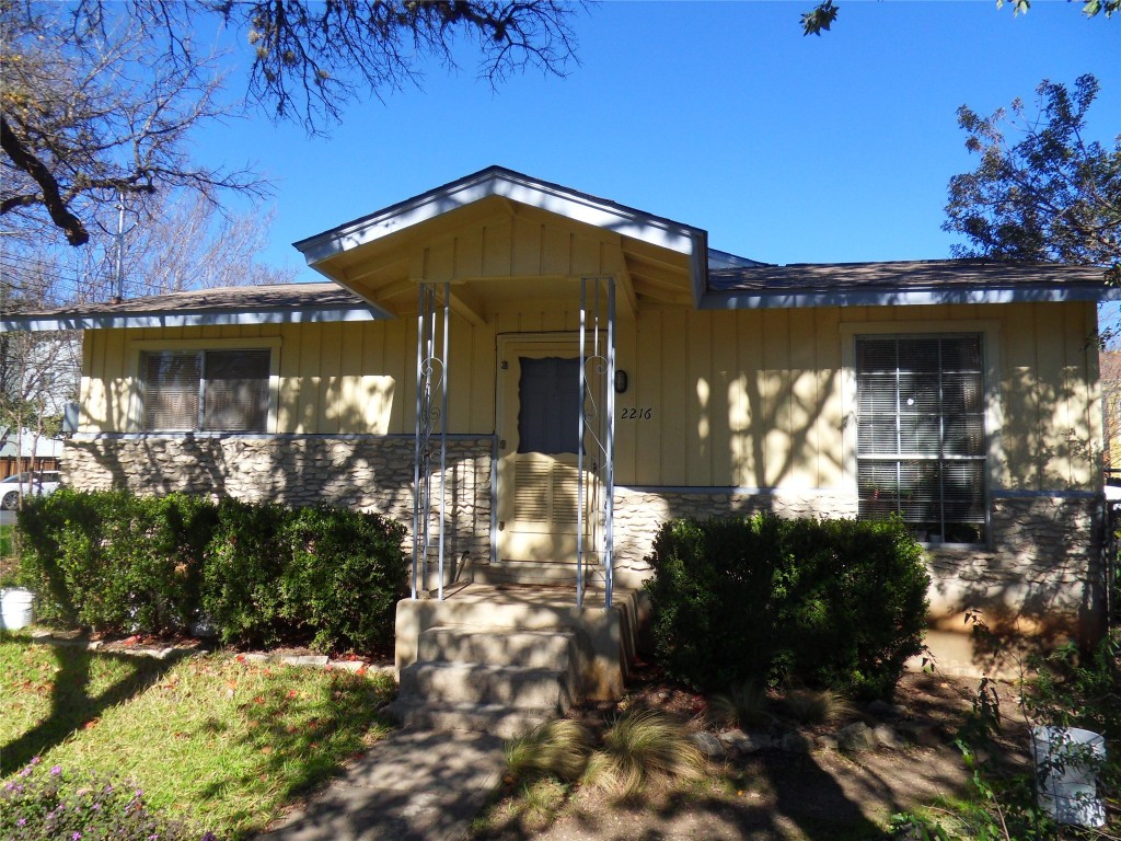 2216 Iva Lane , Austin, TX, 78704 | 9813802 | Realty Texas LLC
