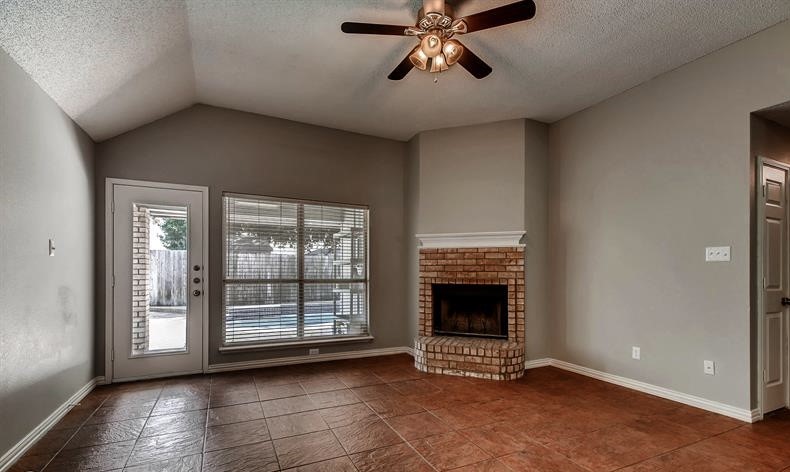 4268 Maryanne Place , Haltom City, TX, 76137 | 20511575 | Realty Texas LLC