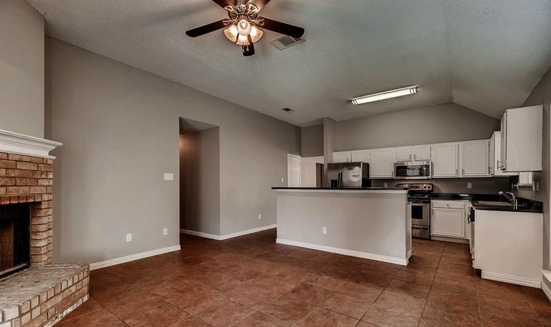 4268 Maryanne Place , Haltom City, TX, 76137 | 20511575 | Realty Texas LLC