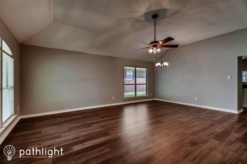 4268 Maryanne Place , Haltom City, TX, 76137 | 20511575 | Realty Texas LLC