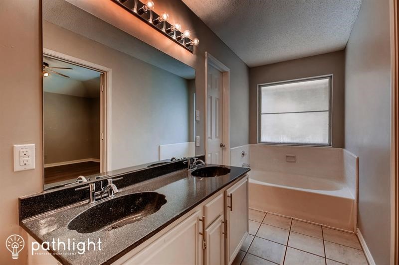 4268 Maryanne Place , Haltom City, TX, 76137 | 20511575 | Realty Texas LLC