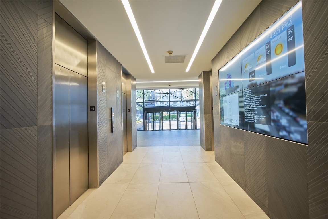 1250 W Mockingbird Lane 450 , Dallas, TX, 75247 | 20514299 | Realty Texas LLC
