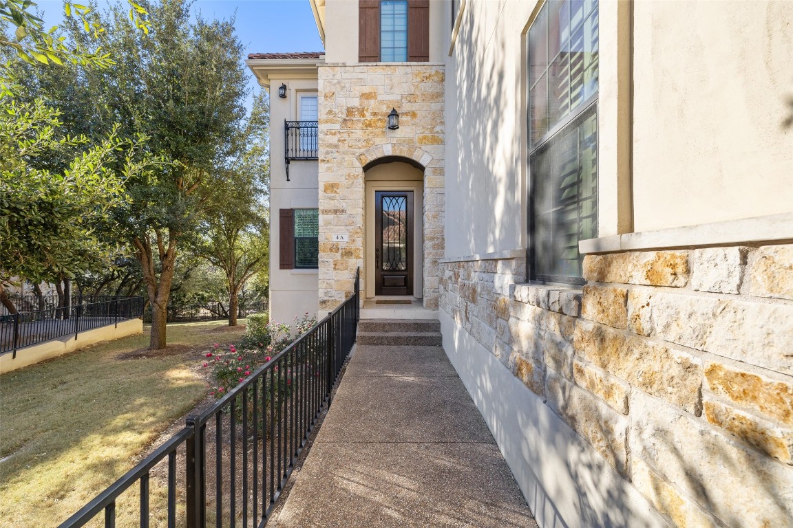 2210 University Club Drive 4A , Austin, TX, 78732 | 6457187 | Realty Texas LLC