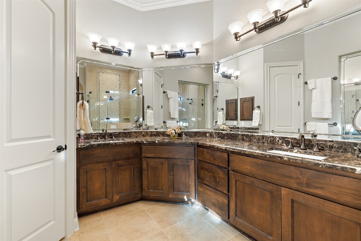 2210 University Club Drive 4A , Austin, TX, 78732 | 6457187 | Realty Texas LLC