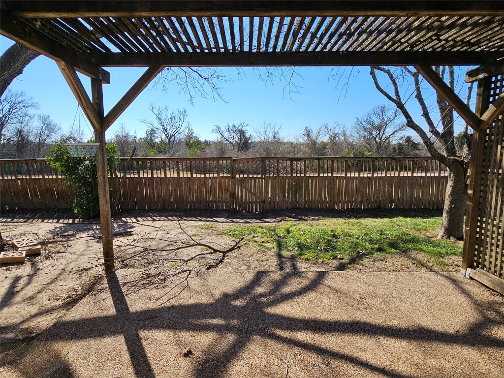 1201 Blackthorn Drive