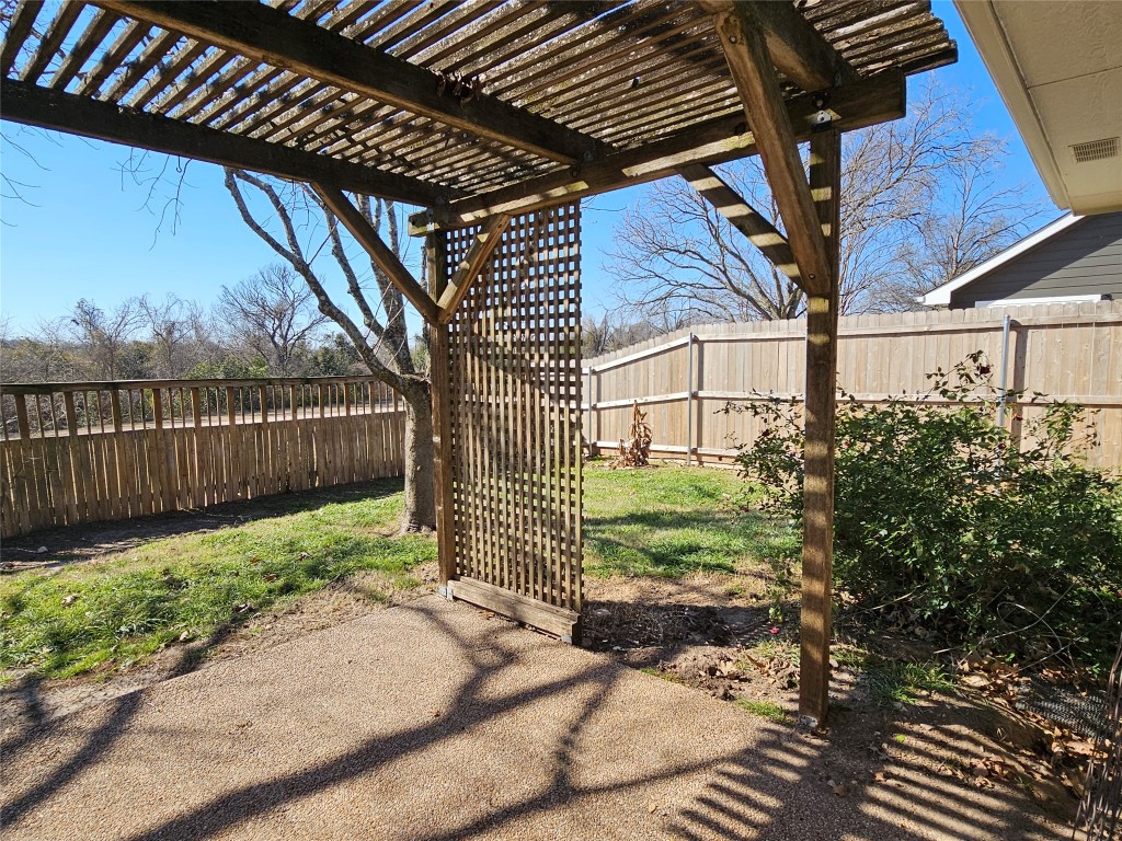 1201 Blackthorn Drive