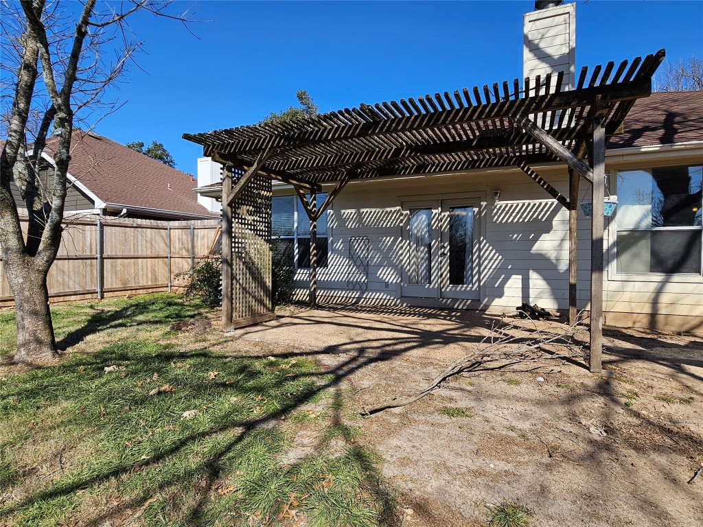 1201 Blackthorn Drive