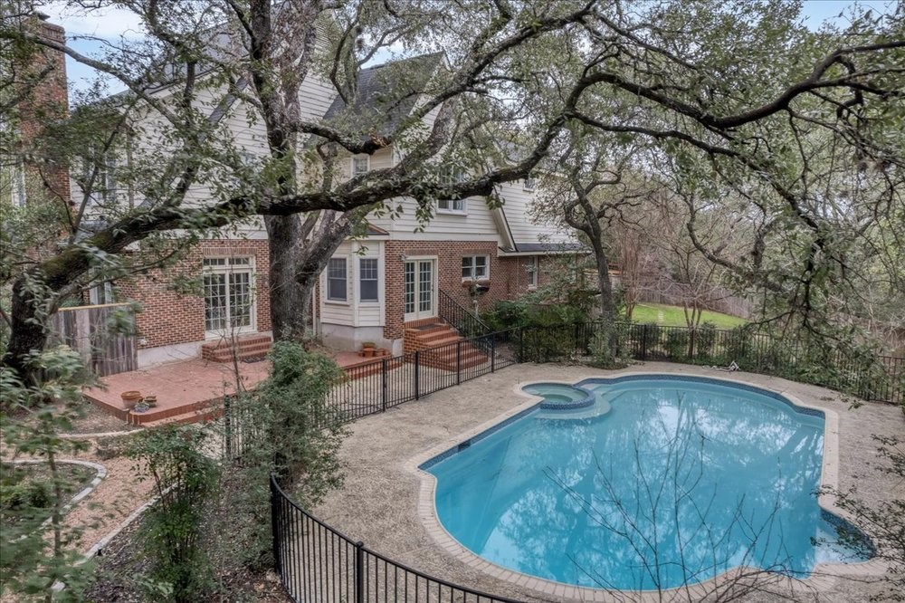 2603 Buckminster Court , Austin, TX, 78746 | 5543087 | Realty Texas LLC